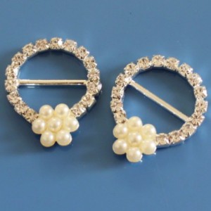 Kvalitní nejnovější módní oděvní doplňky s kovovým knoflíkem s perlou 4
